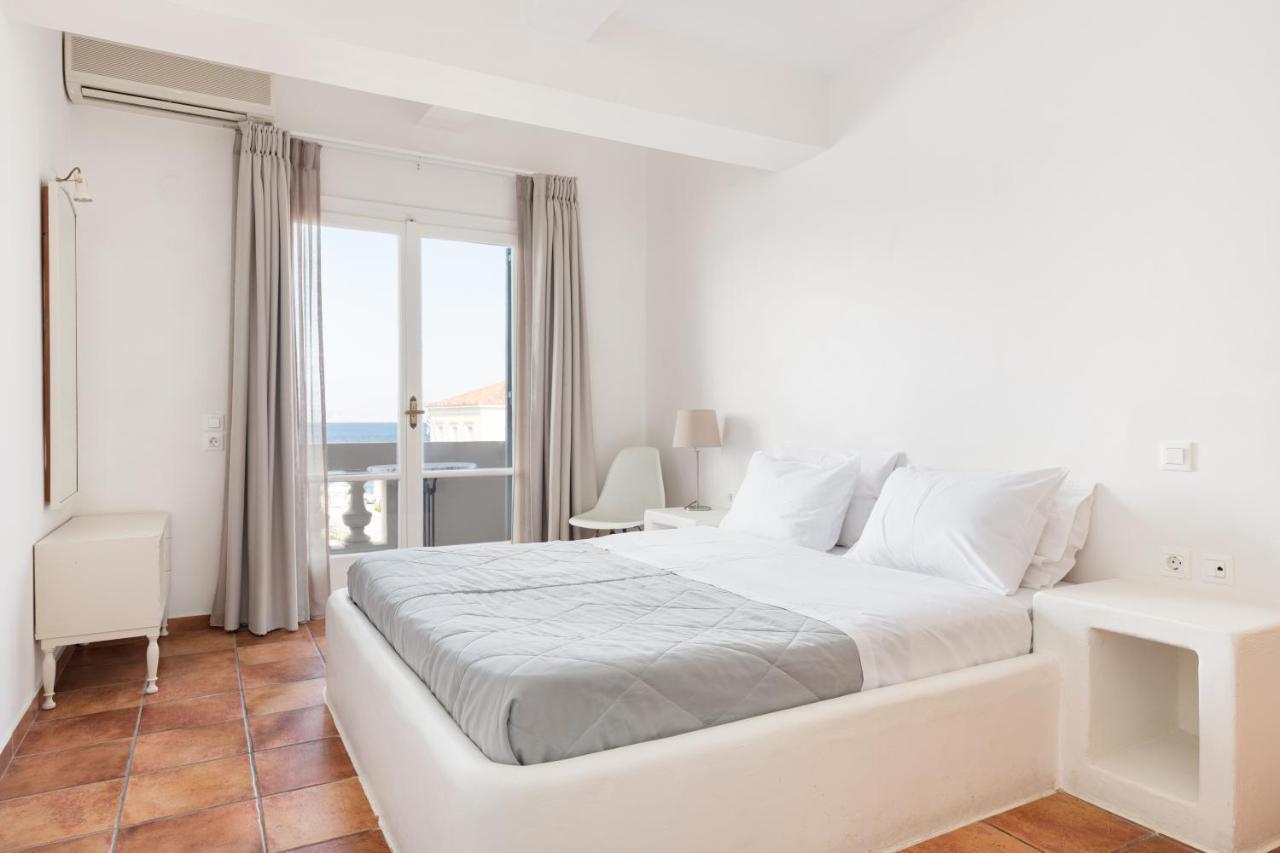 Hotel Roumani Spetses Town Ngoại thất bức ảnh